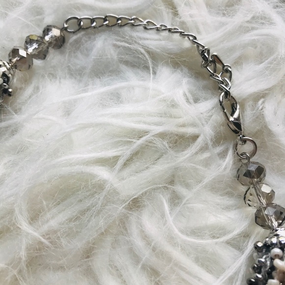 Multi color necklace - Picture 2 of 3